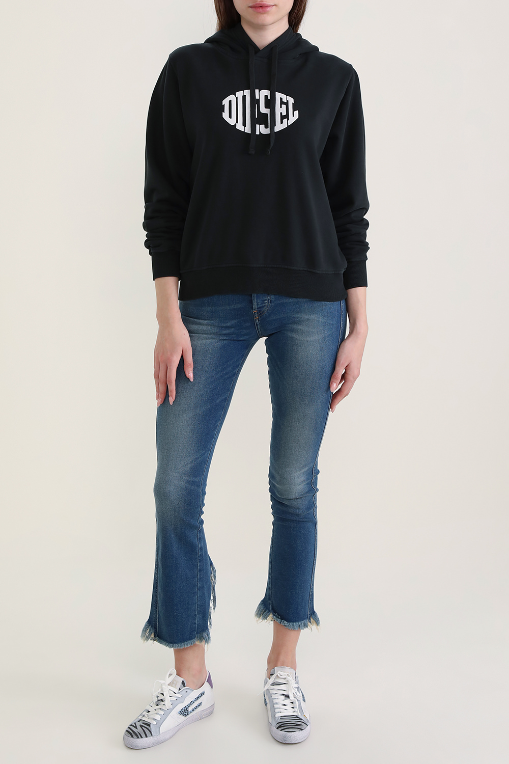 סווטשירט קפוצ'ון לוגו